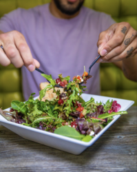 d’Lite Healthy On The Go Locations Announce All-New Salad Special Through AUG. 31