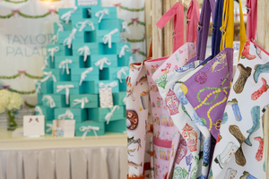 Chi Omega Christmas Market First Call Shopping