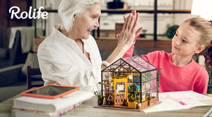 Build a Miniature World at This Free Family Event at American Dream