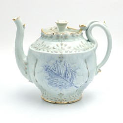 Teapots : Group Show