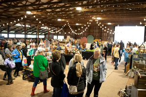 Minted Vintage Spring Market 2023