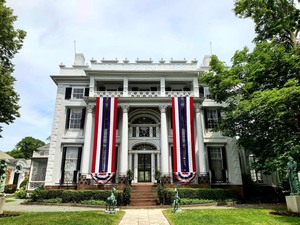 View Bristol’s Famous Fourth of July Parade at Linden Place’s Annual Picnic