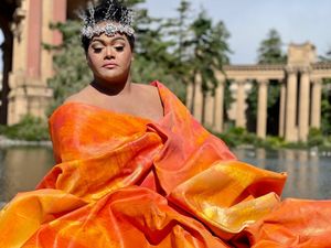 Nā Lei Hulu I Ka Wēkiu - MĀHŪ