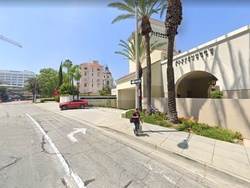 Parking at Underground Entrance - Plaza Las Fuentes Garage - Valet