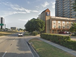 Parking at Comfort Inn & Suites Lot DAL