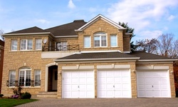 Up to 15% Off on Home Painting Services Exterior Painter - House at MW Custom Painters