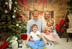 Up to 60% Off on Studio Photography at Boston Holiday Photo