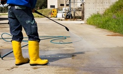 $699 for a Pressure Washing and Steam Cleaning for a Single Story House from Hydro H2o ($1,499 Value)