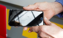 Tempered-Glass Screen Protector for iPhone 5-8+ or All iPads at Yakety Yak (58% Off)