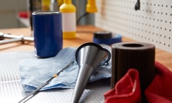 Conventional, Semi-Synthetic, or Synthetic Oil Change at Diamond Automotive (Up to 41% Off)