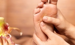 $39.20 for 60-Minute Foot Reflexology at Super Feet ($79 Value)