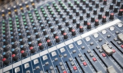 Up to 55% Off at Soundspillz