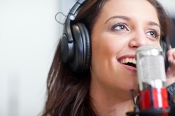 Up to 40% Off on Online Singing / Voice Course at ZDR Performing Arts Studio