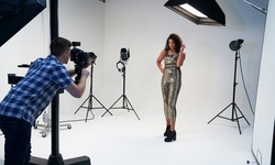 Up to 70% Off on Studio Photography at YOSHIFLASH