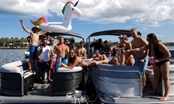 Four-, Six-, or Eight-Hour BYOB Boat Rental at Gira Tours (Up to 50% Off)