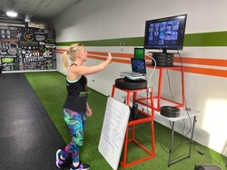 7- or 21-Day Online Training Challenge from Cali 4 Fitness (Up to 87% Off)