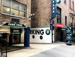 Parking at Centerpark - 36 E. 39th St. Garage