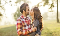 Up to 78% Off on Seasonal Photography at MMG