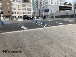Parking at Metropolis