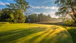 Online Booking - Round of Golf at Valley of the Eagles Golf Club