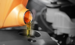 One Conventional, Full-Synthetic, or Premium Full-Synthetic Oil Change Package from Mobile 6 (Up to 30% Off)