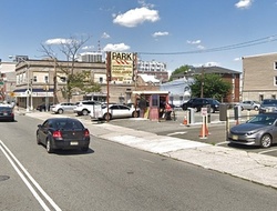 Parking at 270 Mulberry St. Lot